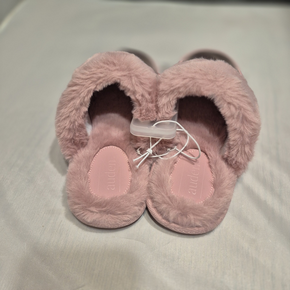Pink Fuzzy Slippers - Picture 3 of 9